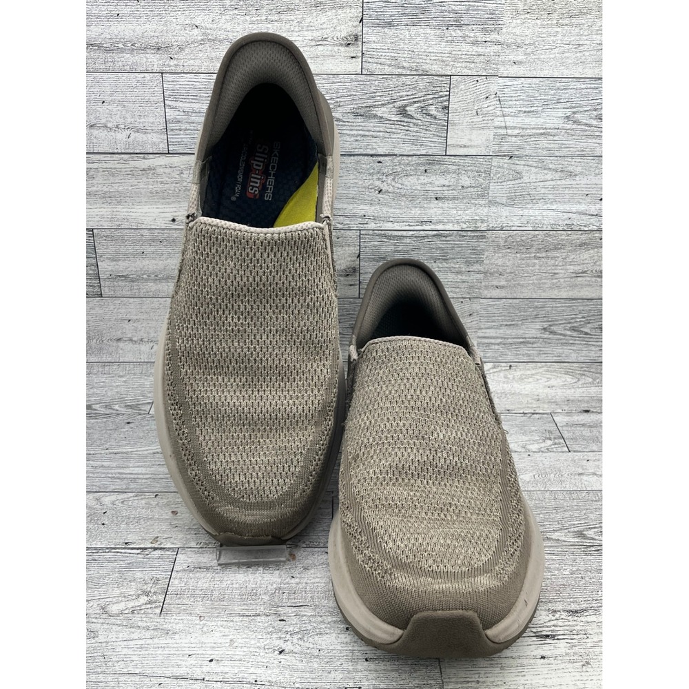 Skechers Hands Free Slip-ins Men Sz 10.5 Taupe Walking Shoes 210546 Memory Foam